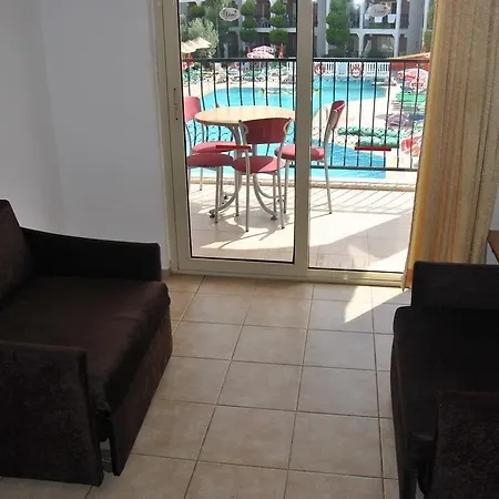 Daire Club Ekinci Palace *