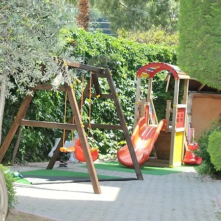 Club Ekinci Palace *