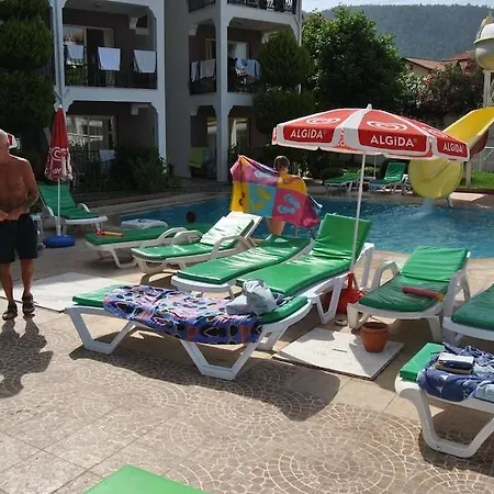 Club Ekinci Palace Daire İçmeler